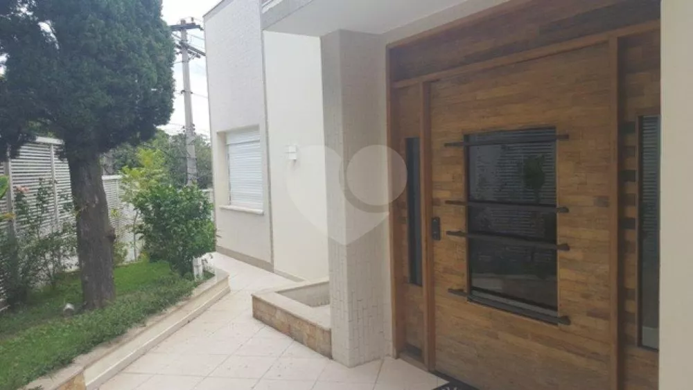 Casa à venda com 4 quartos, 700m² - Foto 2