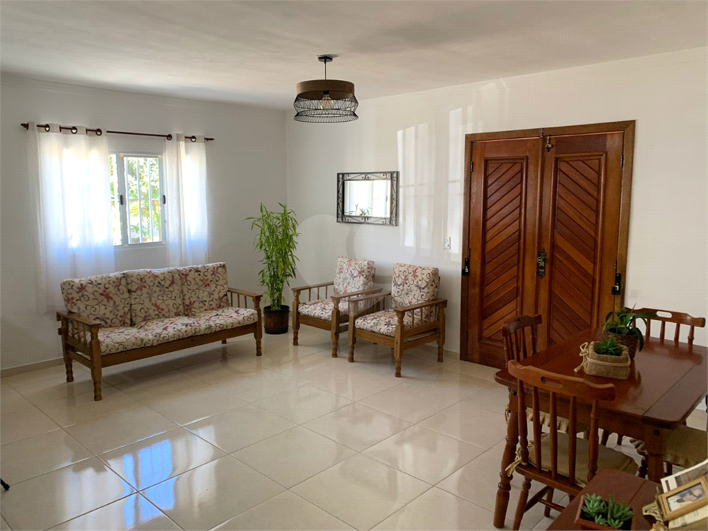 Casa à venda com 3 quartos, 165m² - Foto 13