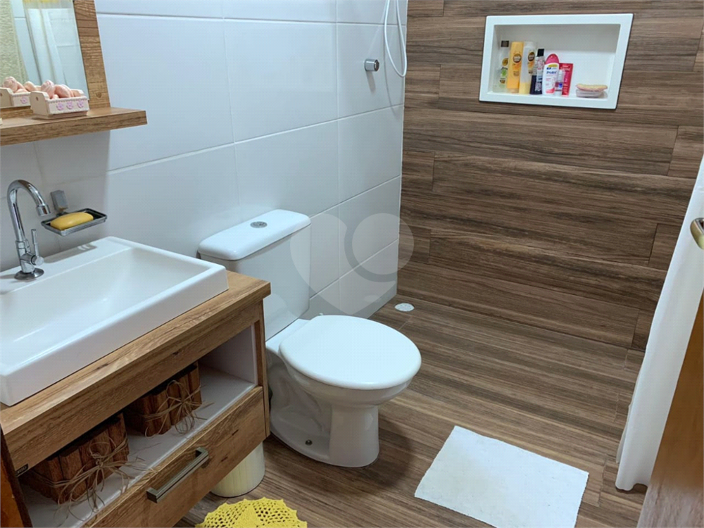Casa à venda com 3 quartos, 165m² - Foto 14