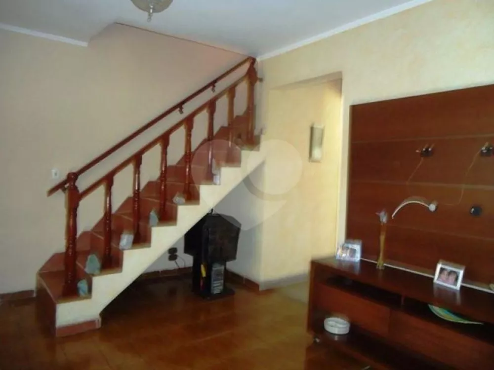 Sobrado à venda com 3 quartos, 150m² - Foto 2