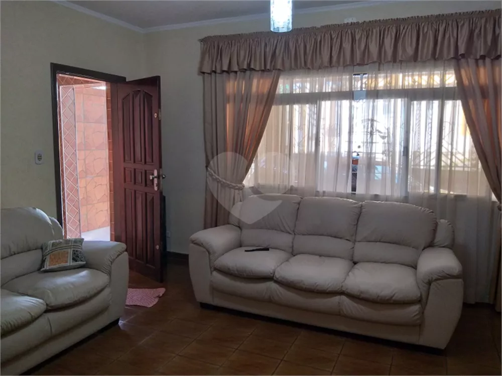 Sobrado à venda com 3 quartos, 150m² - Foto 4