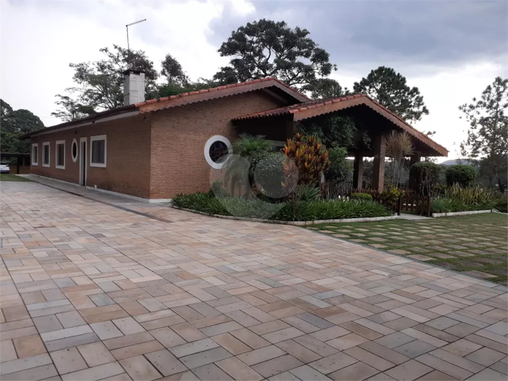 Casa à venda com 8 quartos, 800m² - Foto 10