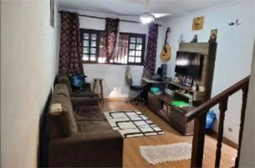 Sobrado à venda com 2 quartos, 68m² - Foto 1