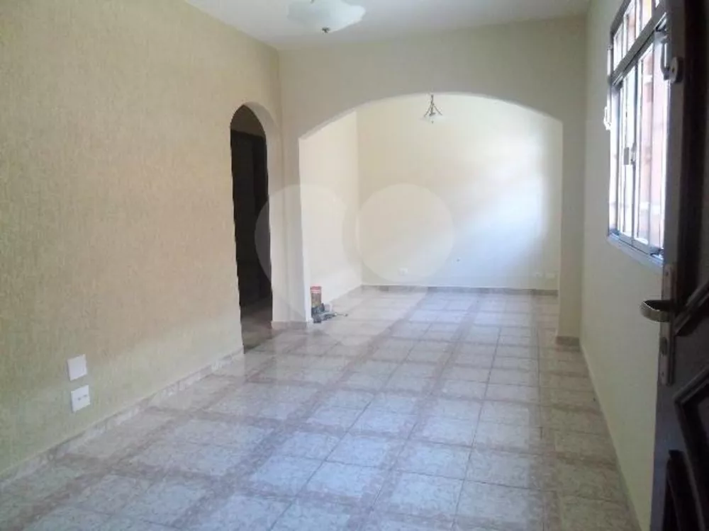 Apartamento à venda com 2 quartos, 71m² - Foto 2