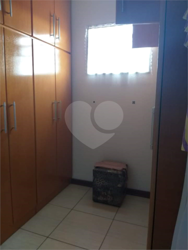Casa à venda com 2 quartos, 160m² - Foto 25
