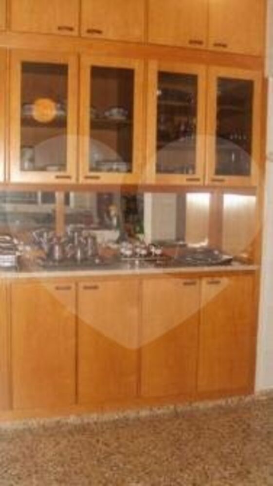 Casa à venda com 3 quartos, 290m² - Foto 2