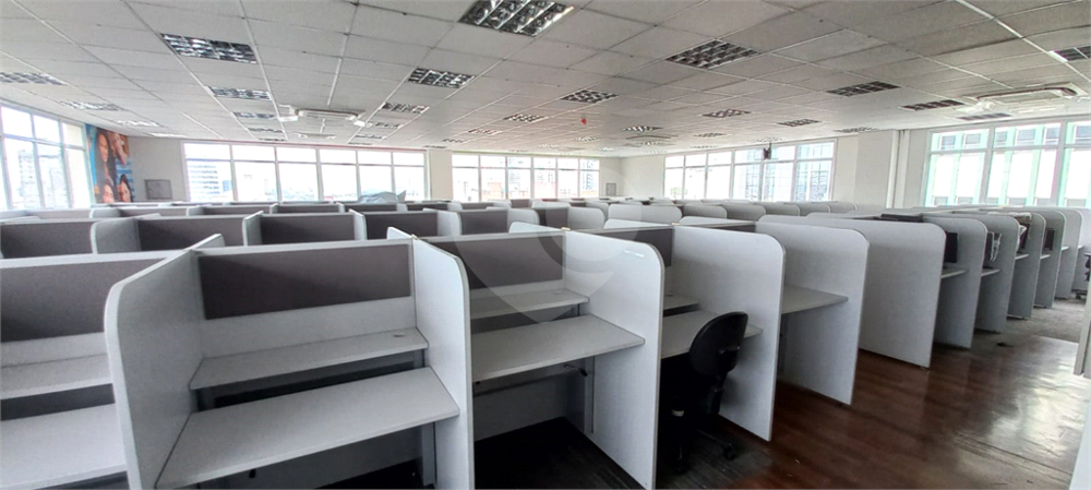 Prédio Inteiro à venda, 2800m² - Foto 7