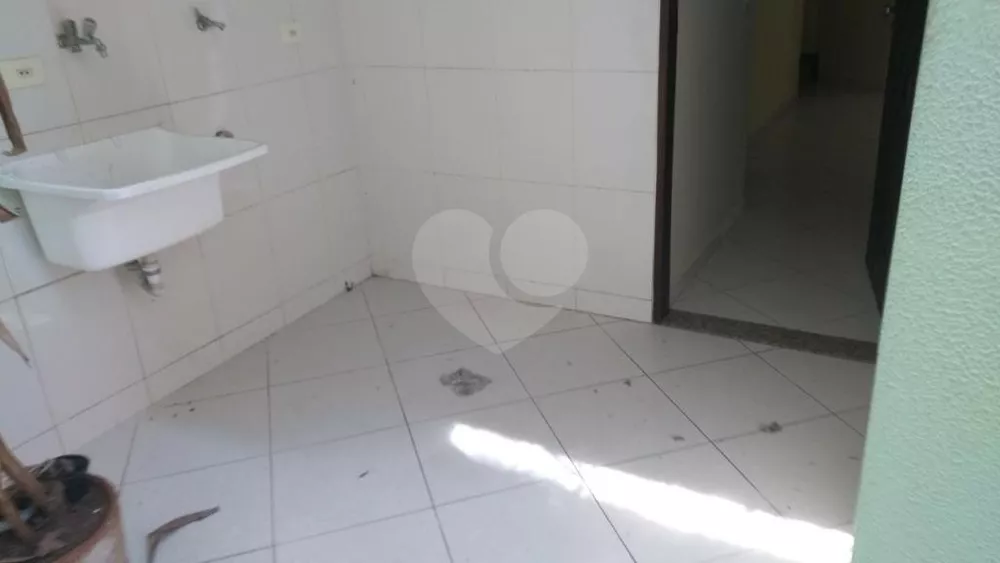 Casa de Condomínio à venda com 3 quartos, 227m² - Foto 12