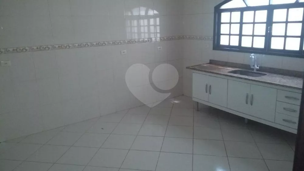 Casa de Condomínio à venda com 3 quartos, 227m² - Foto 10