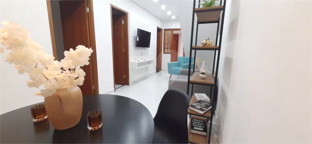 Apartamento à venda com 2 quartos, 40m² - Foto 1