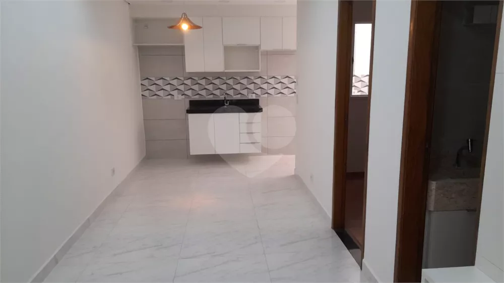 Apartamento à venda com 2 quartos, 40m² - Foto 4