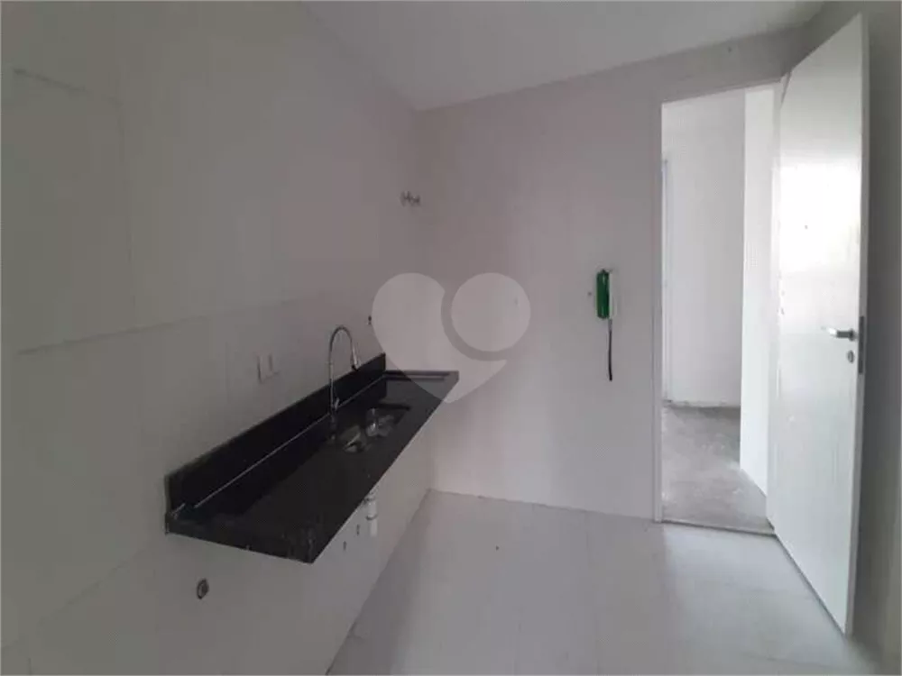 Apartamento à venda com 3 quartos, 150m² - Foto 3