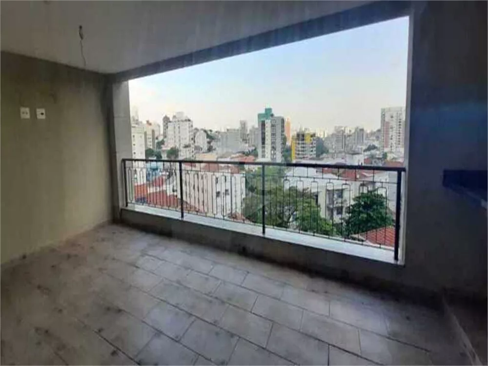 Apartamento à venda com 3 quartos, 150m² - Foto 1