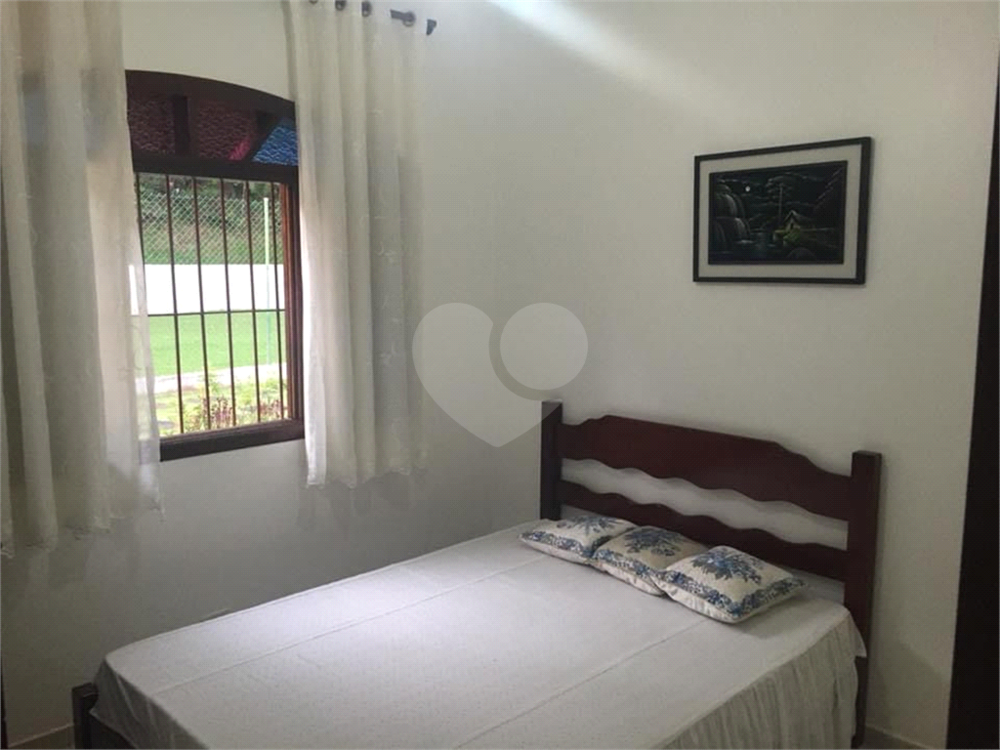 Sítio à venda com 3 quartos, 800m² - Foto 1
