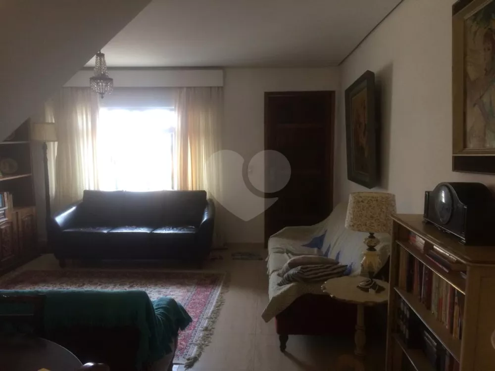 Sobrado à venda com 3 quartos, 130m² - Foto 2