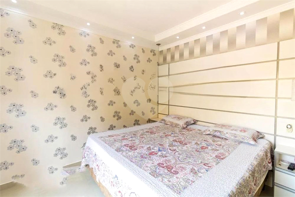 Sobrado à venda e aluguel com 3 quartos, 183m² - Foto 3