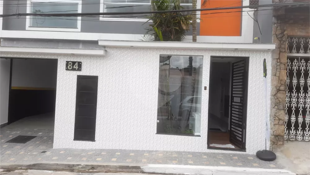 Casa de Condomínio à venda com 3 quartos, 82m² - Foto 1