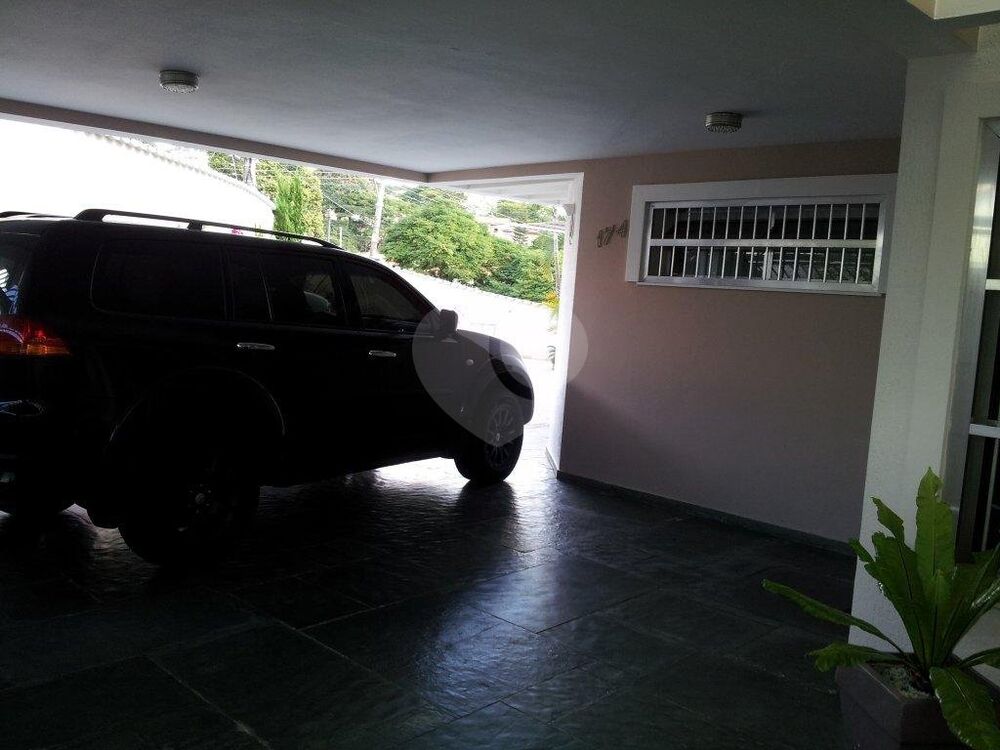 Sobrado, 4 quartos, 270 m² - Foto 2