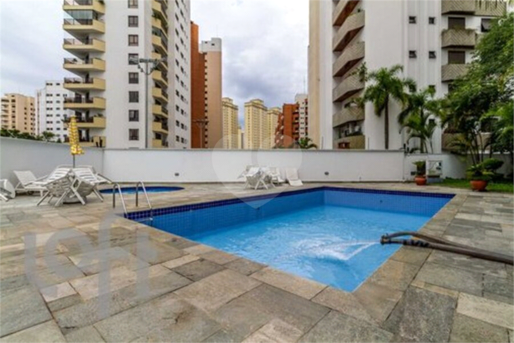Apartamento à venda com 3 quartos, 150m² - Foto 14