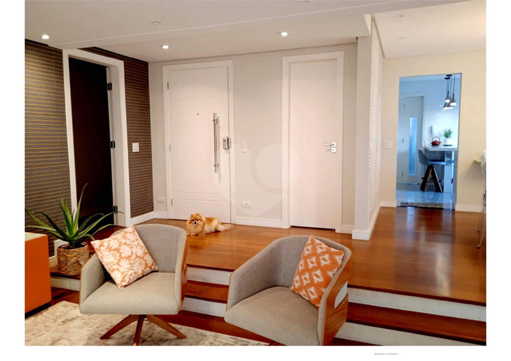 Apartamento à venda com 3 quartos, 150m² - Foto 3