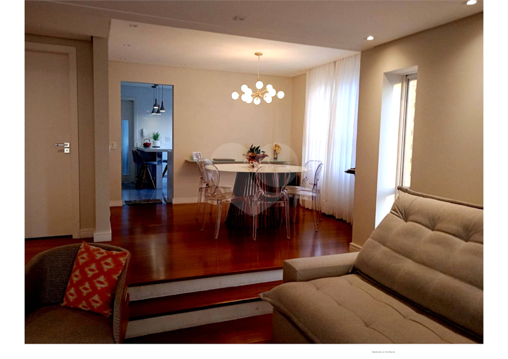 Apartamento à venda com 3 quartos, 150m² - Foto 1