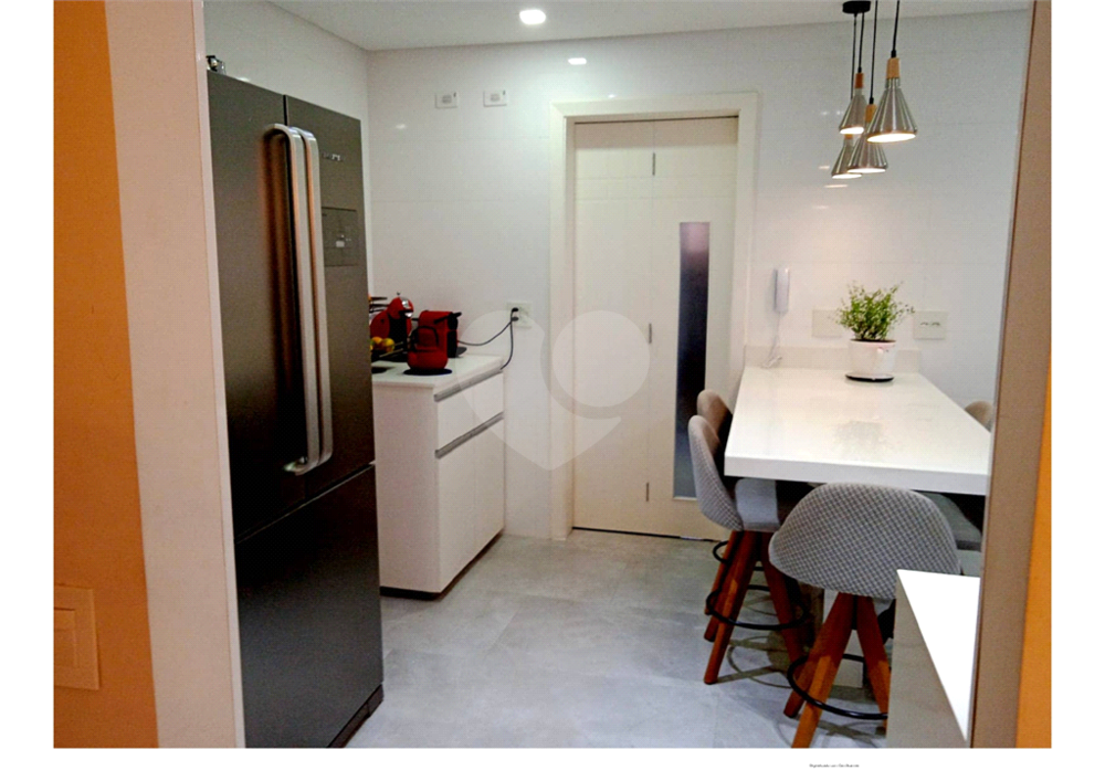 Apartamento à venda com 3 quartos, 150m² - Foto 8