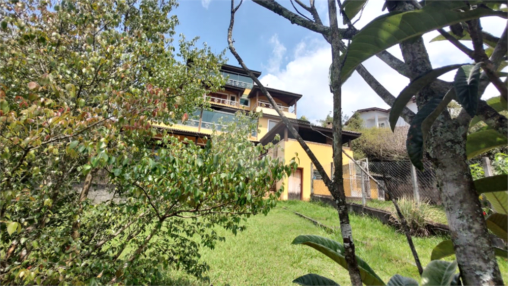 Casa de Condomínio à venda e aluguel com 6 quartos, 600m² - Foto 4