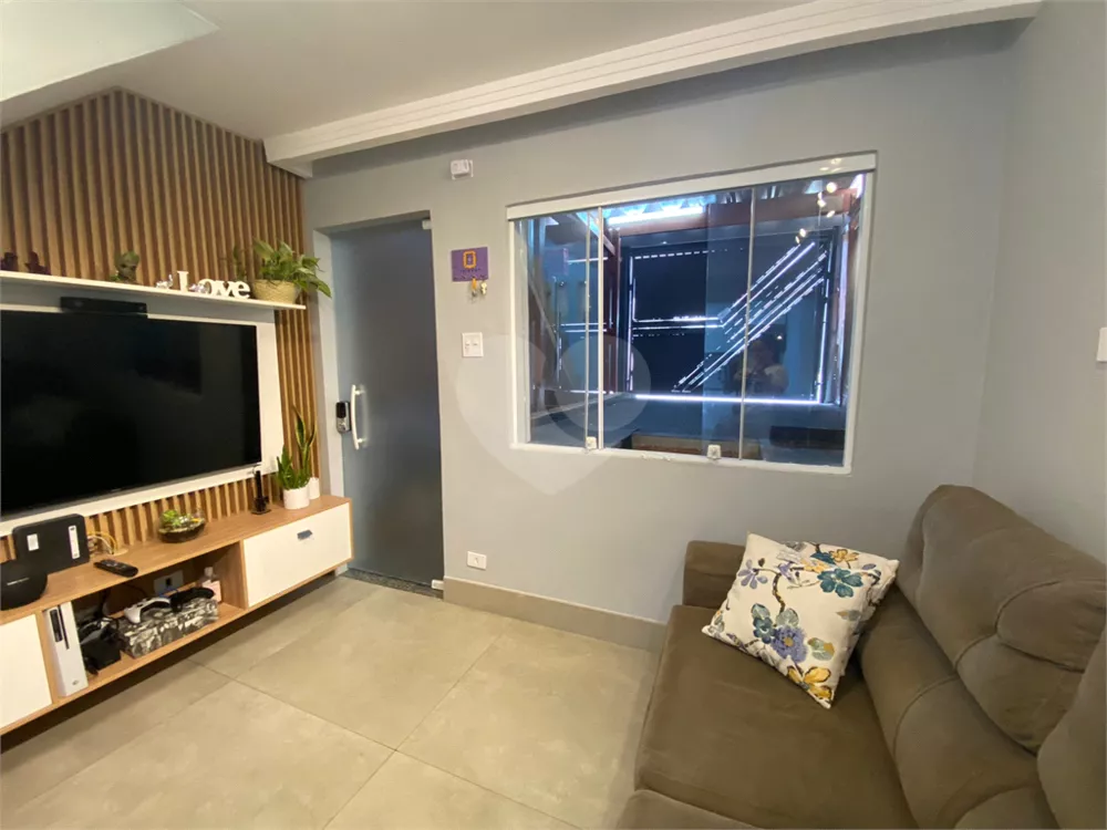 Sobrado à venda com 2 quartos, 70m² - Foto 4