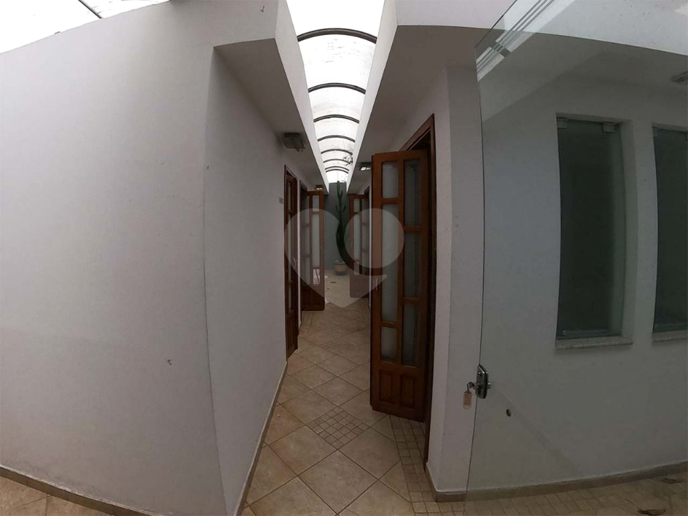Sobrado à venda e aluguel com 3 quartos, 729m² - Foto 4