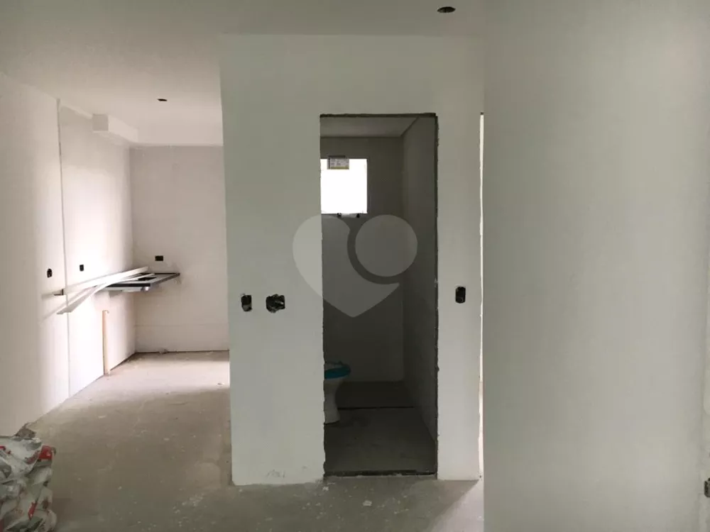 Apartamento à venda com 2 quartos, 40m² - Foto 8