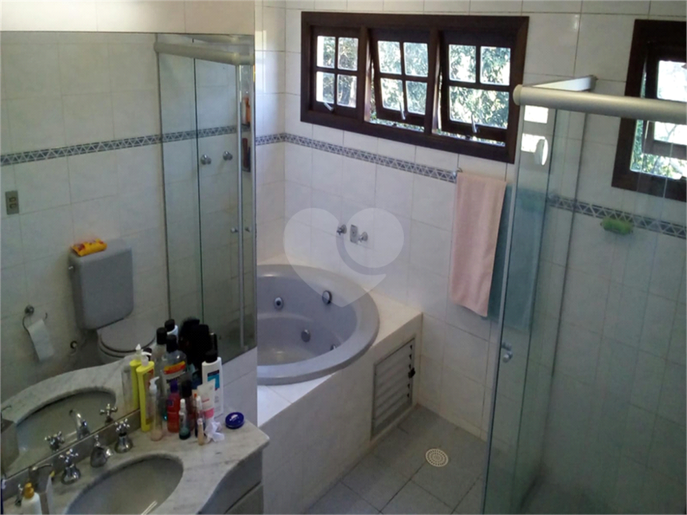 Casa de Condomínio à venda com 4 quartos, 428m² - Foto 4