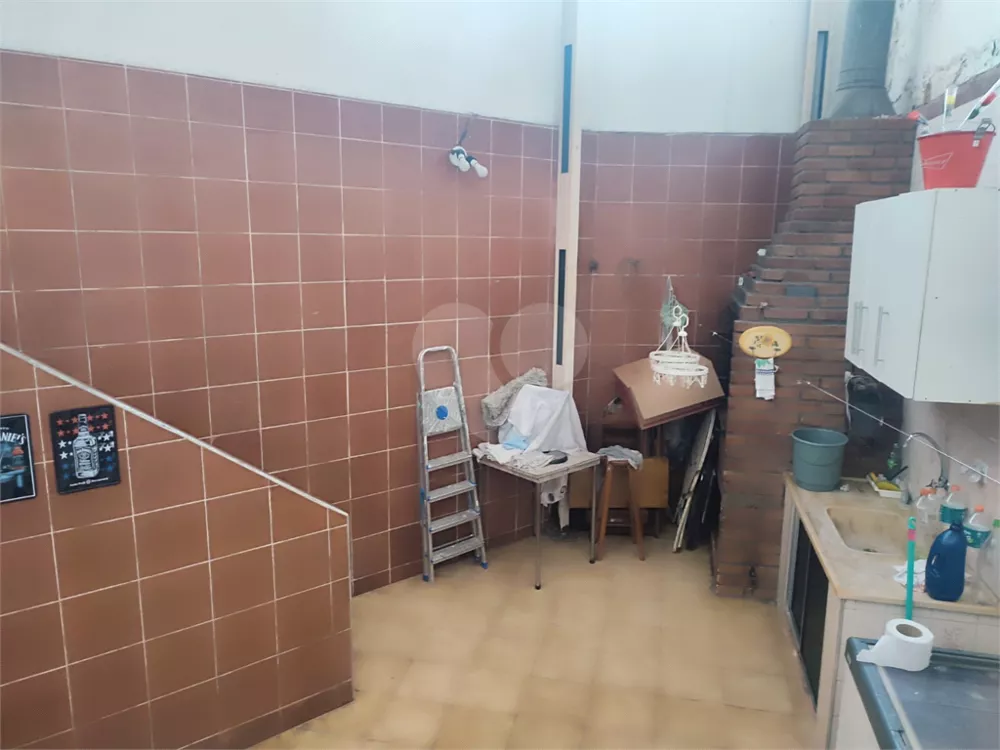 Sobrado à venda com 2 quartos, 320m² - Foto 29