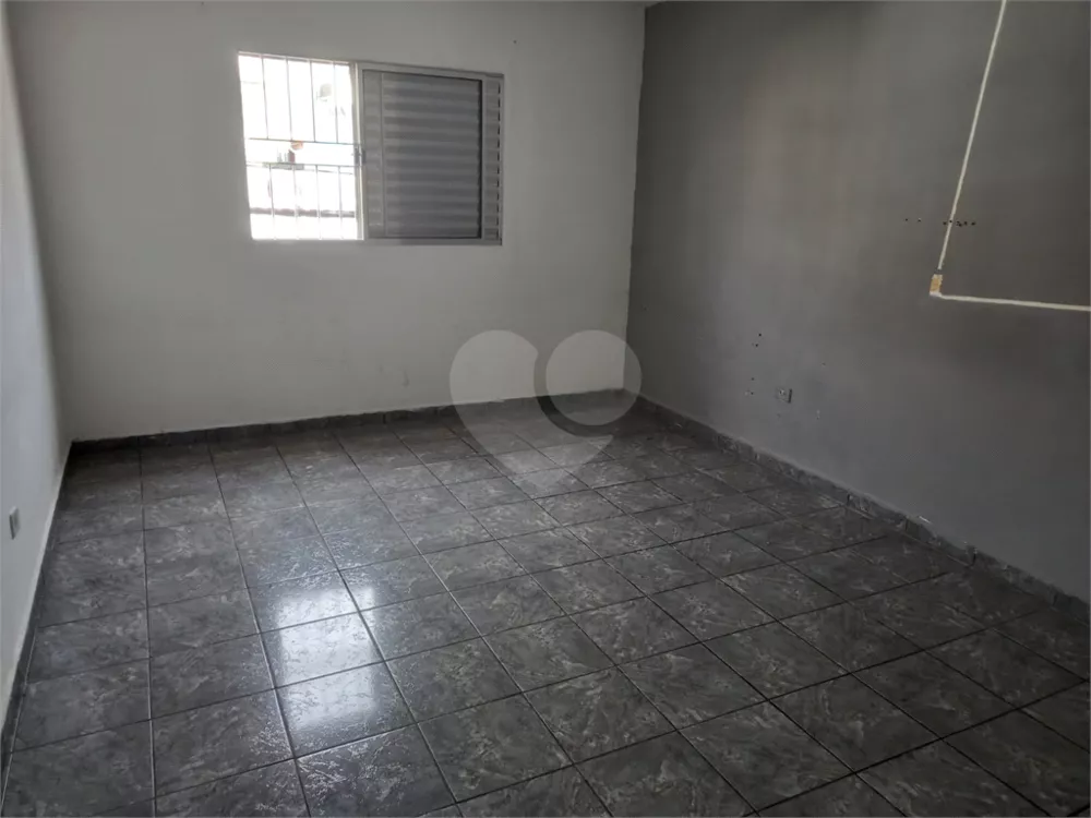 Sobrado à venda com 3 quartos, 75m² - Foto 4