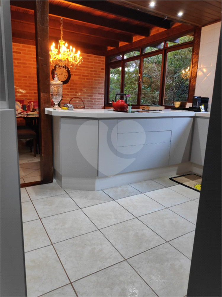 Sobrado à venda com 3 quartos, 1400m² - Foto 4