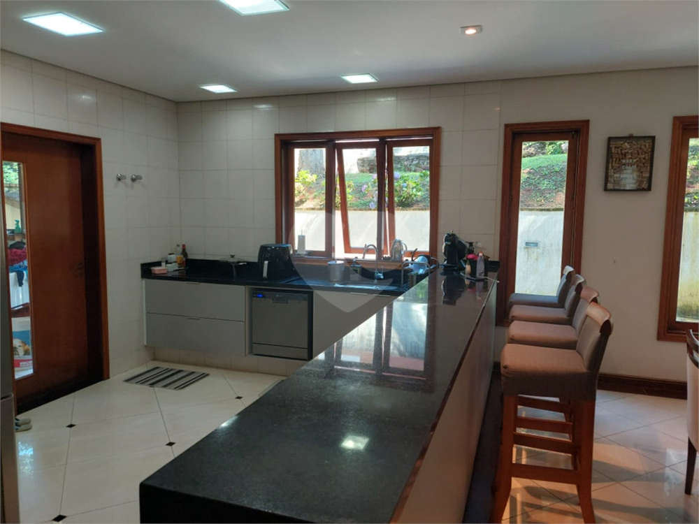 Casa de Condomínio à venda com 6 quartos, 293m² - Foto 1