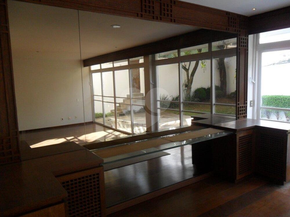 Sobrado à venda com 4 quartos, 556m² - Foto 9