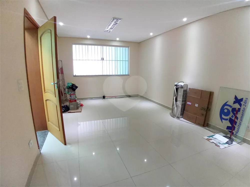 Sobrado à venda com 3 quartos, 297m² - Foto 3