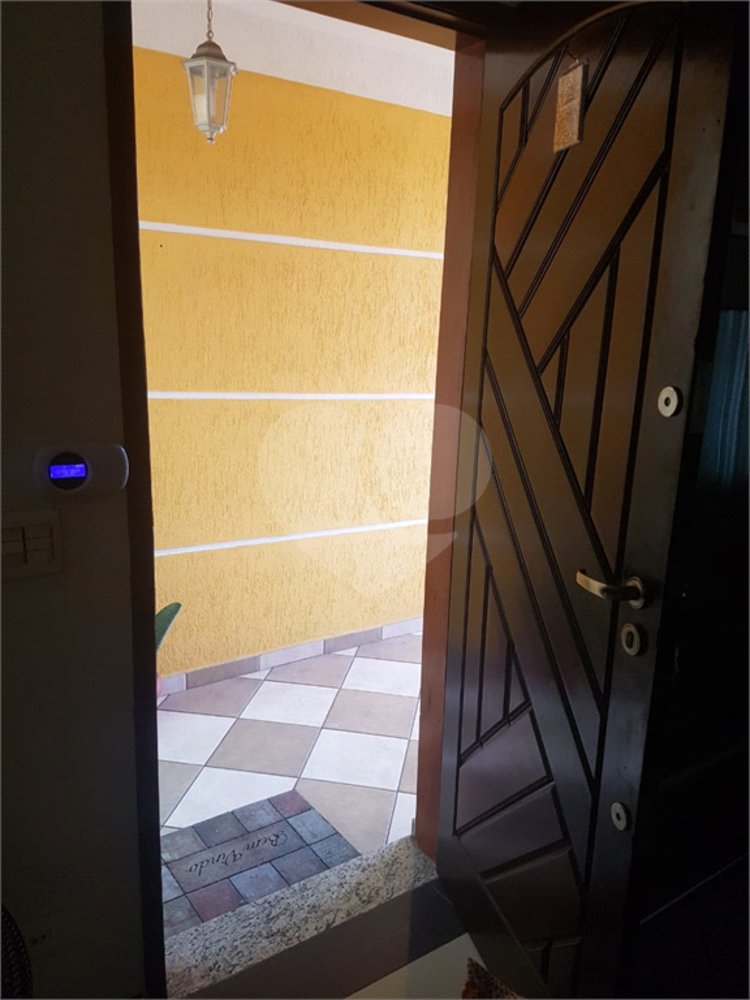 Sobrado à venda com 3 quartos, 207m² - Foto 4