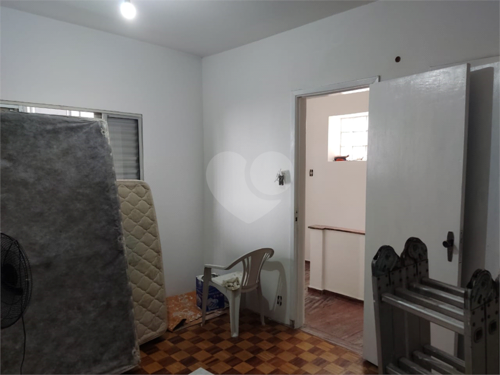 Sobrado à venda com 4 quartos, 226m² - Foto 2