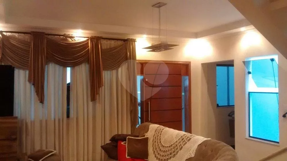 Sobrado à venda com 3 quartos, 200m² - Foto 5