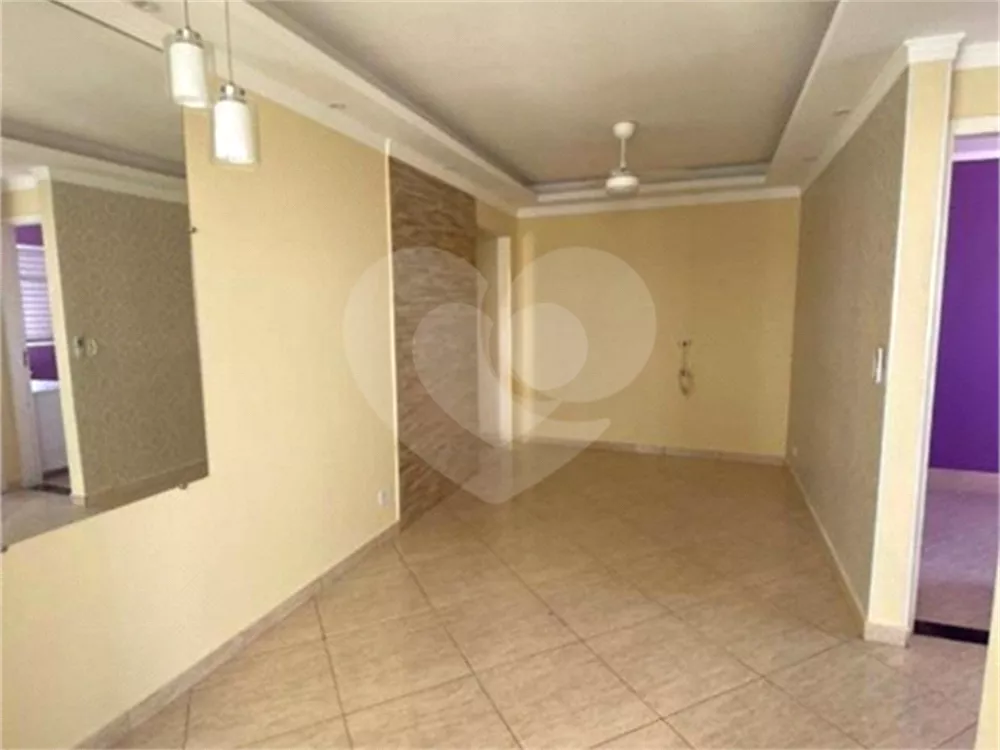 Apartamento à venda com 2 quartos, 47m² - Foto 2