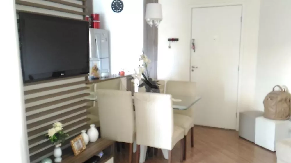 Apartamento à venda com 2 quartos, 47m² - Foto 2