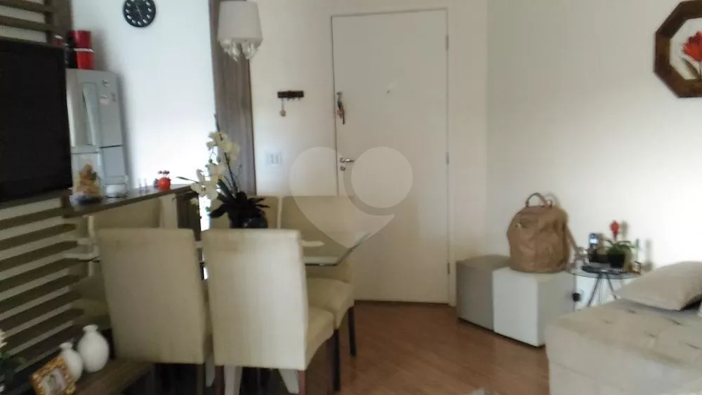 Apartamento à venda com 2 quartos, 47m² - Foto 3