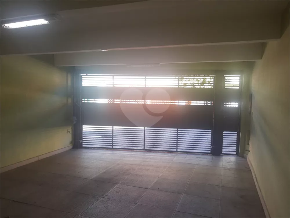 Sobrado à venda com 3 quartos, 250m² - Foto 4