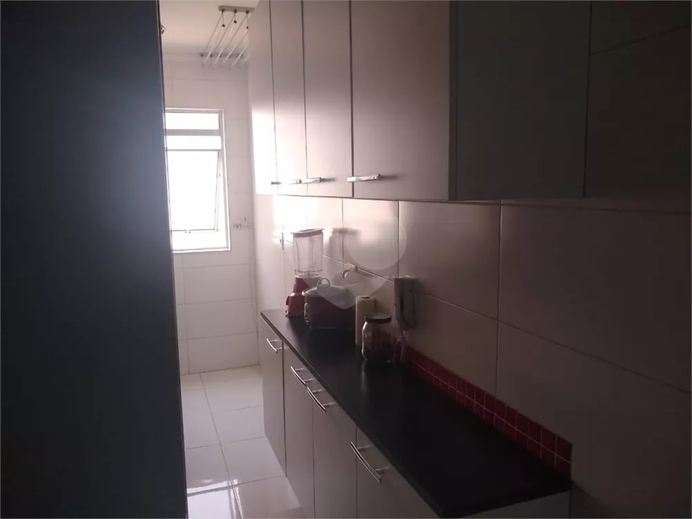 Apartamento à venda com 2 quartos, 48m² - Foto 8