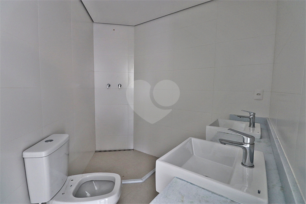 Apartamento à venda com 3 quartos, 123m² - Foto 21