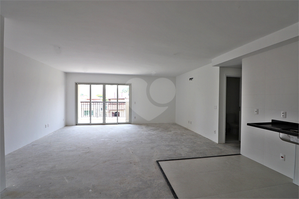 Apartamento à venda com 3 quartos, 123m² - Foto 5