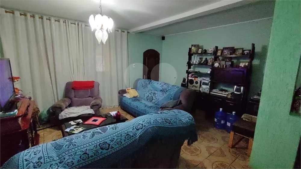 Casa à venda com 2 quartos, 120m² - Foto 3