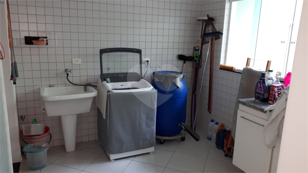 Sobrado à venda com 3 quartos, 352m² - Foto 20