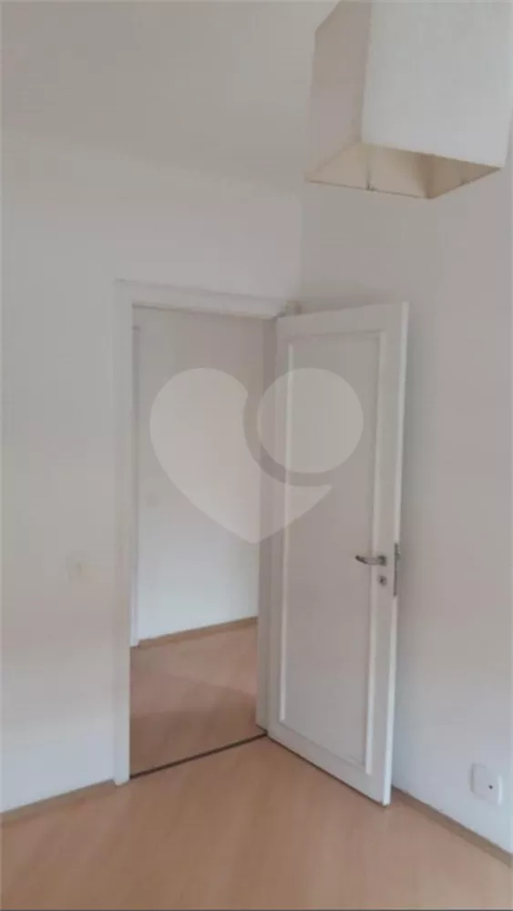 Apartamento à venda com 3 quartos, 128m² - Foto 5